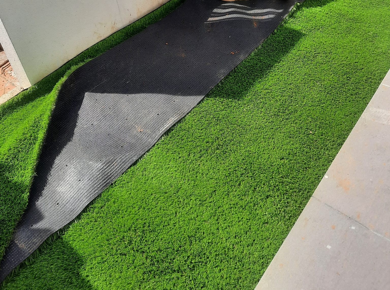 Cheap ways to cover dirt in backyard diy