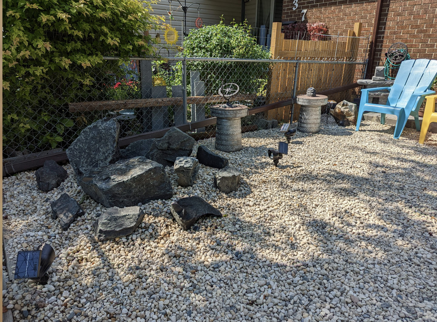 Lawn gravel for muddy yard