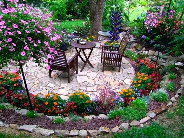 low maintenance front flower bed ideas