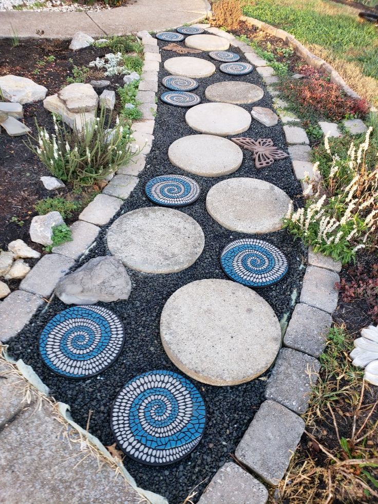 Artistic-Pebble-Mosaic-Walkway.jpg