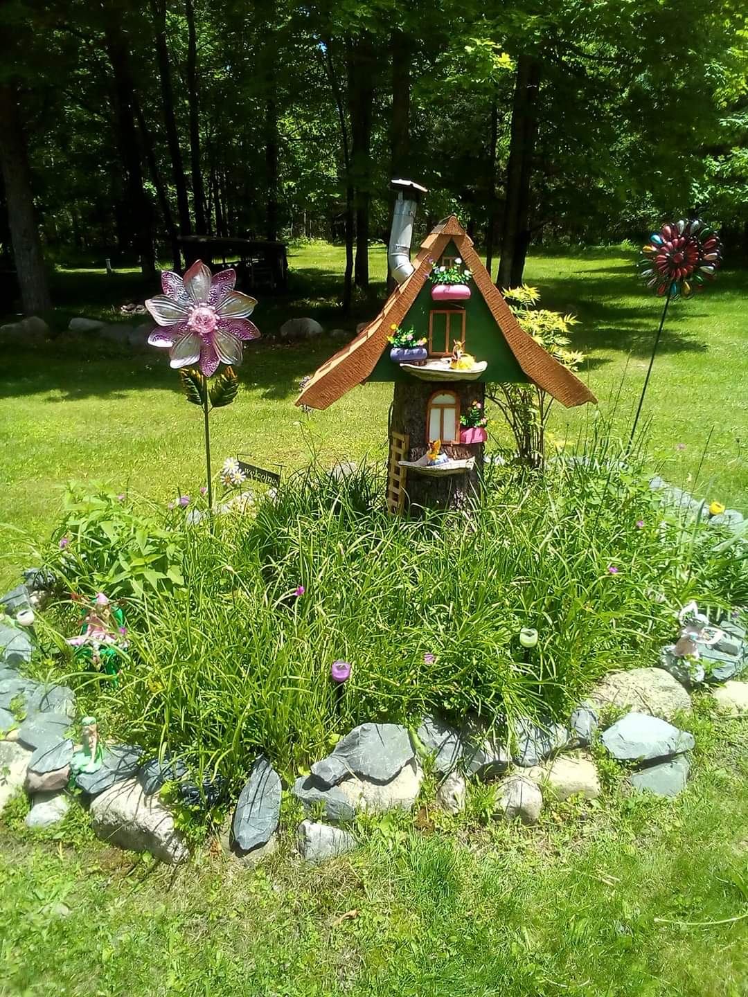 creative tree trunk ideas