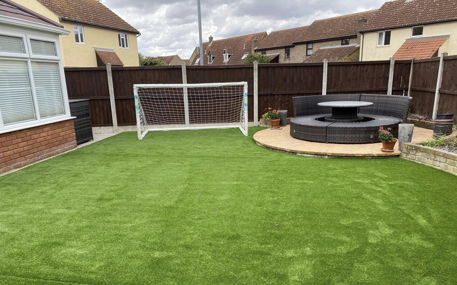patio flooring ideas over concrete