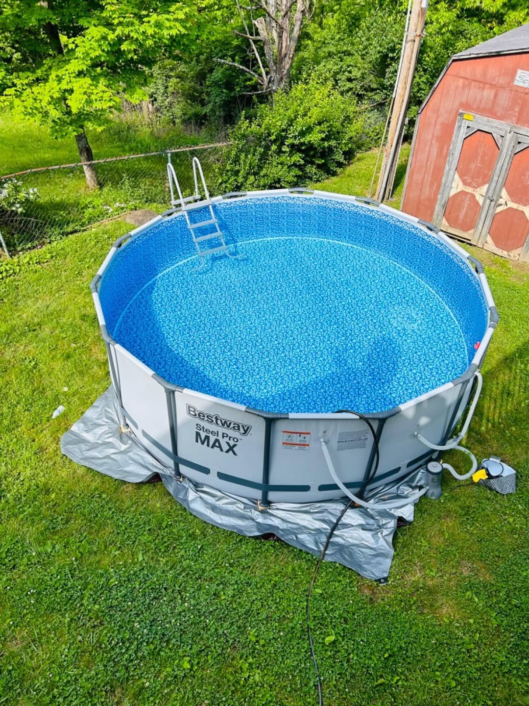 Above ground pool