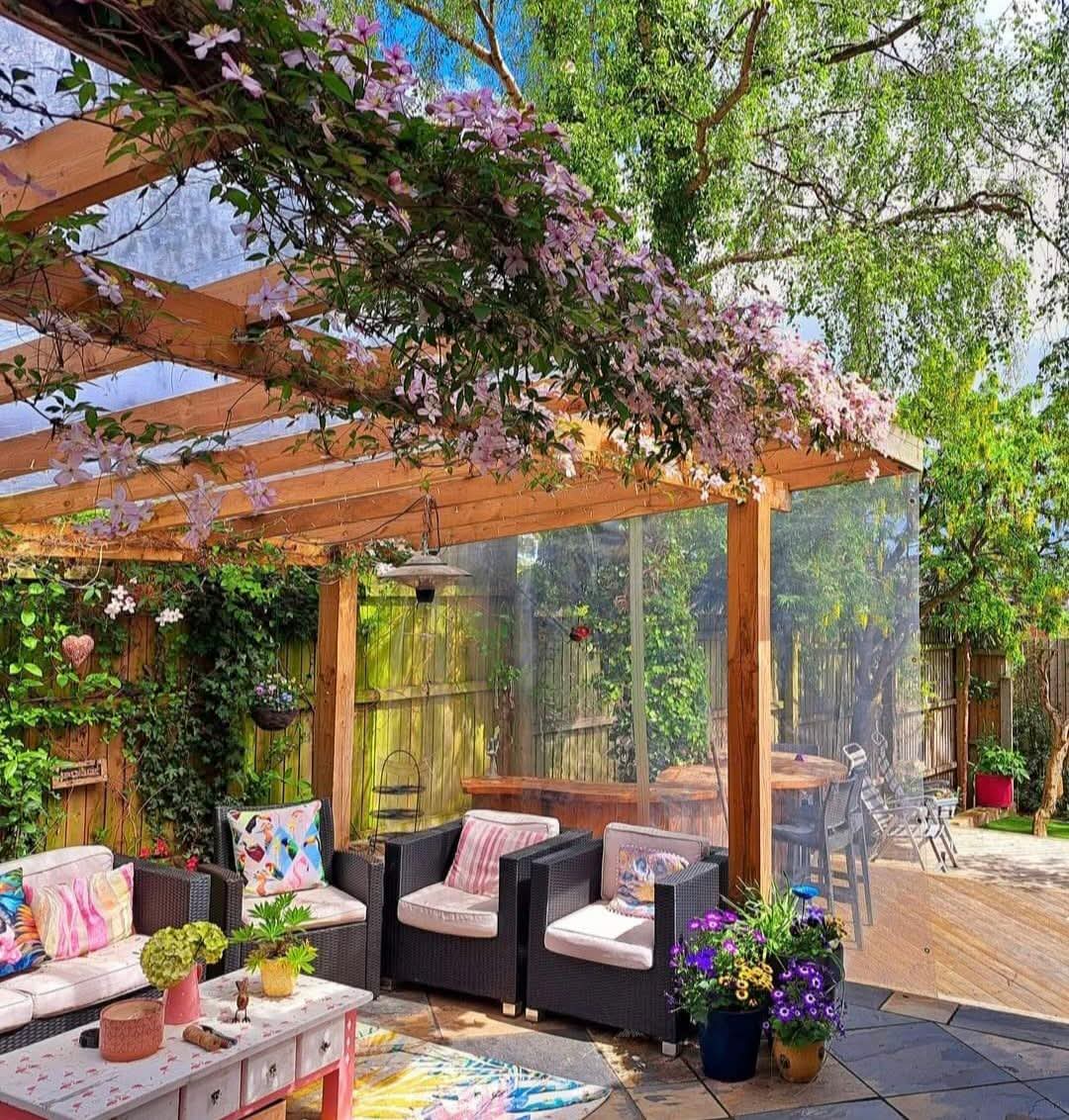 Climbing flowers for trellis 