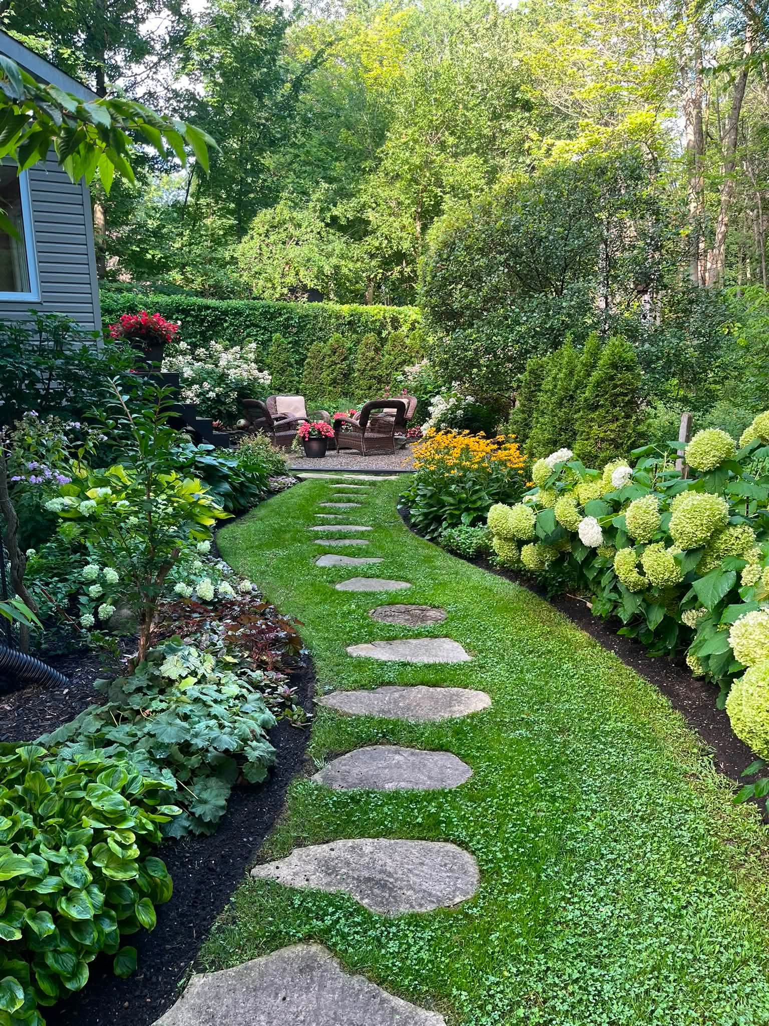 Walkway Ideas You Can DIY At Home On A Budget
